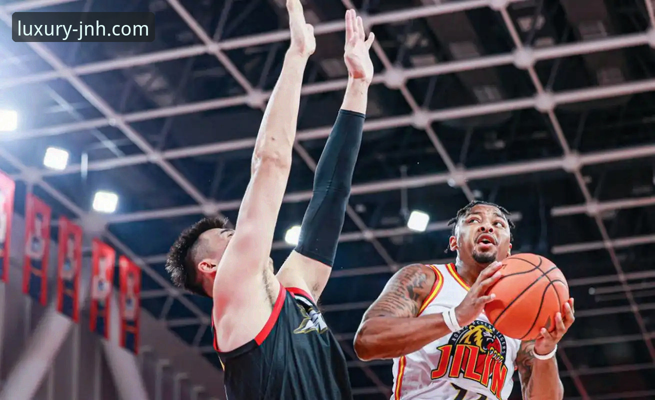 皮特森38分导演逆转，福建终结北京四连胜：一场关于韧性与细节的深度解析